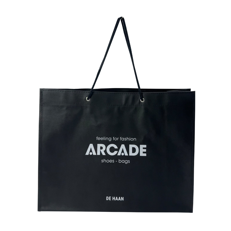 Sac à provisions de fourre-tout noir non tissé