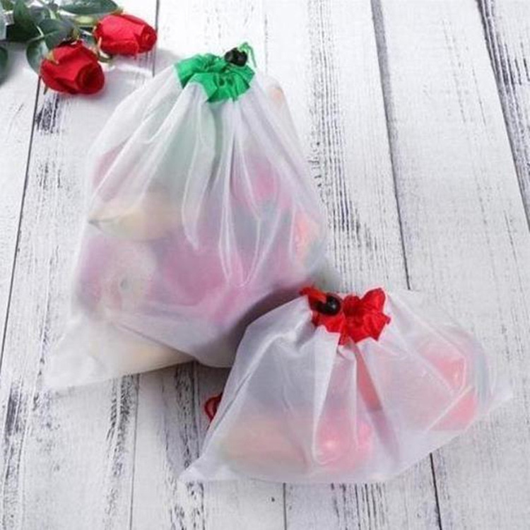 Petit sac à cordon en maille d'emballage